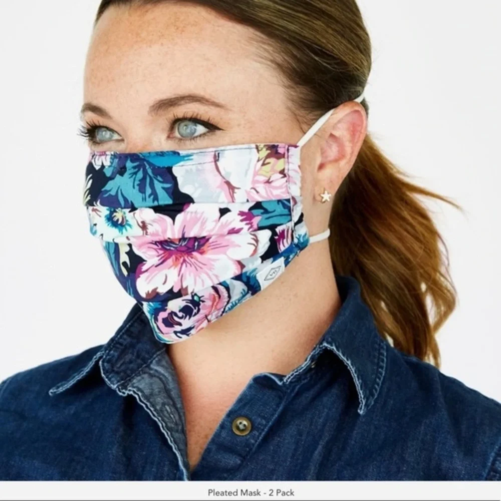 VERA BRADLEY ADULT FACE MASK 2Pack